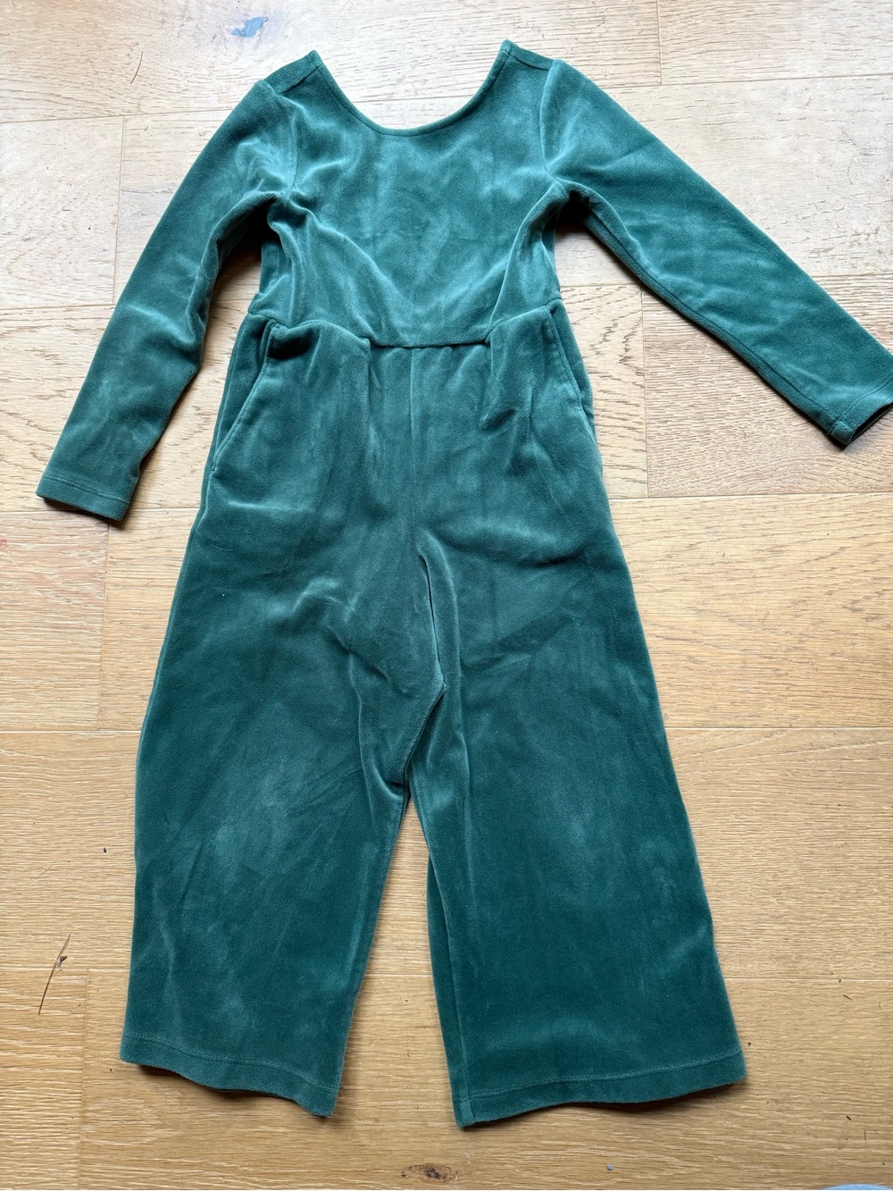 Tea collection JUST FOR KICKS VELOUR JUMPSUIT- dark green- size 4